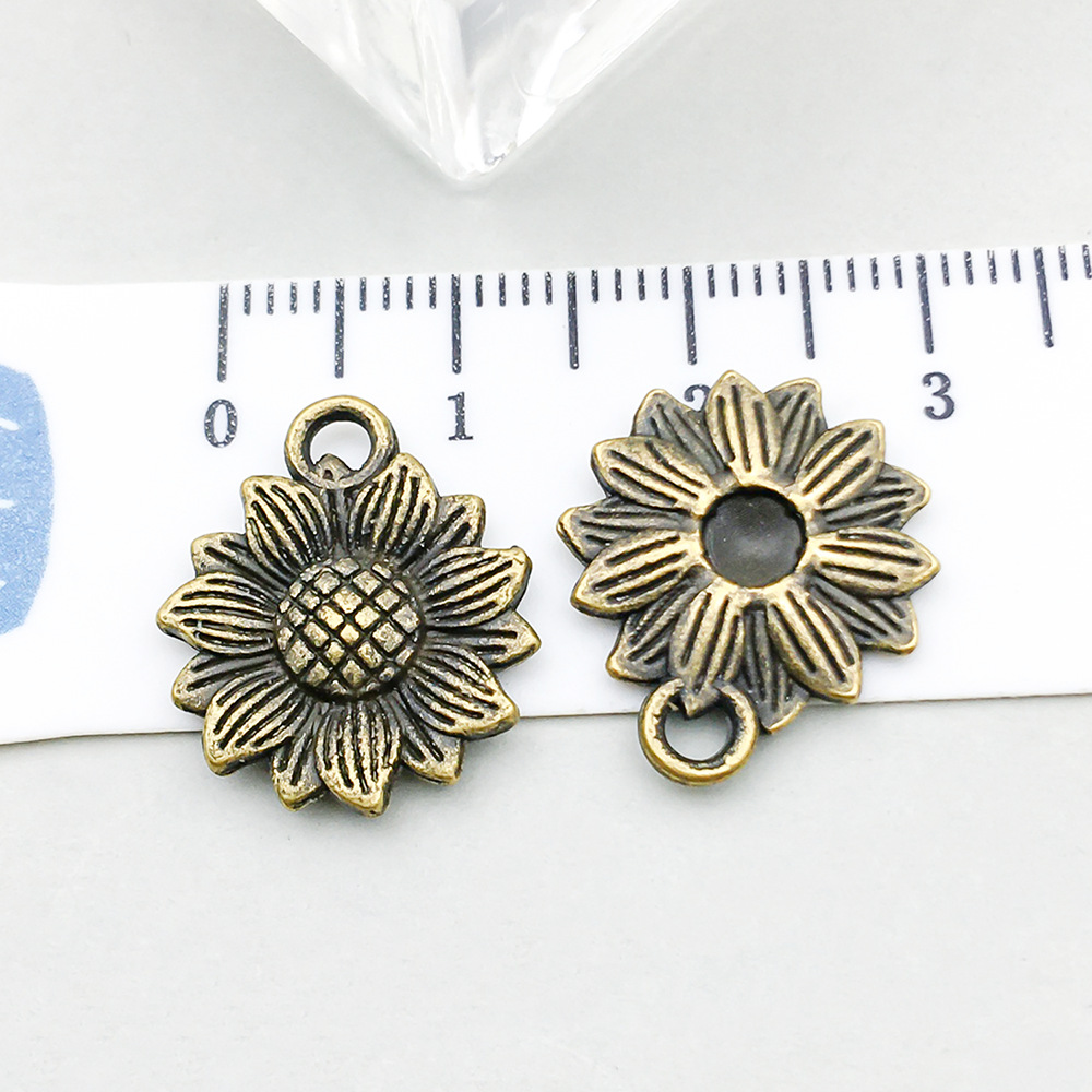 1 ancient green sunflower 18*15mm-1.4g-20484