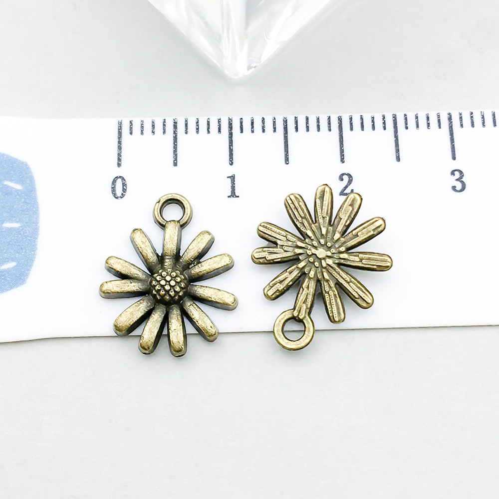 1 ancient green flower 14*12mm-0.7g-20486