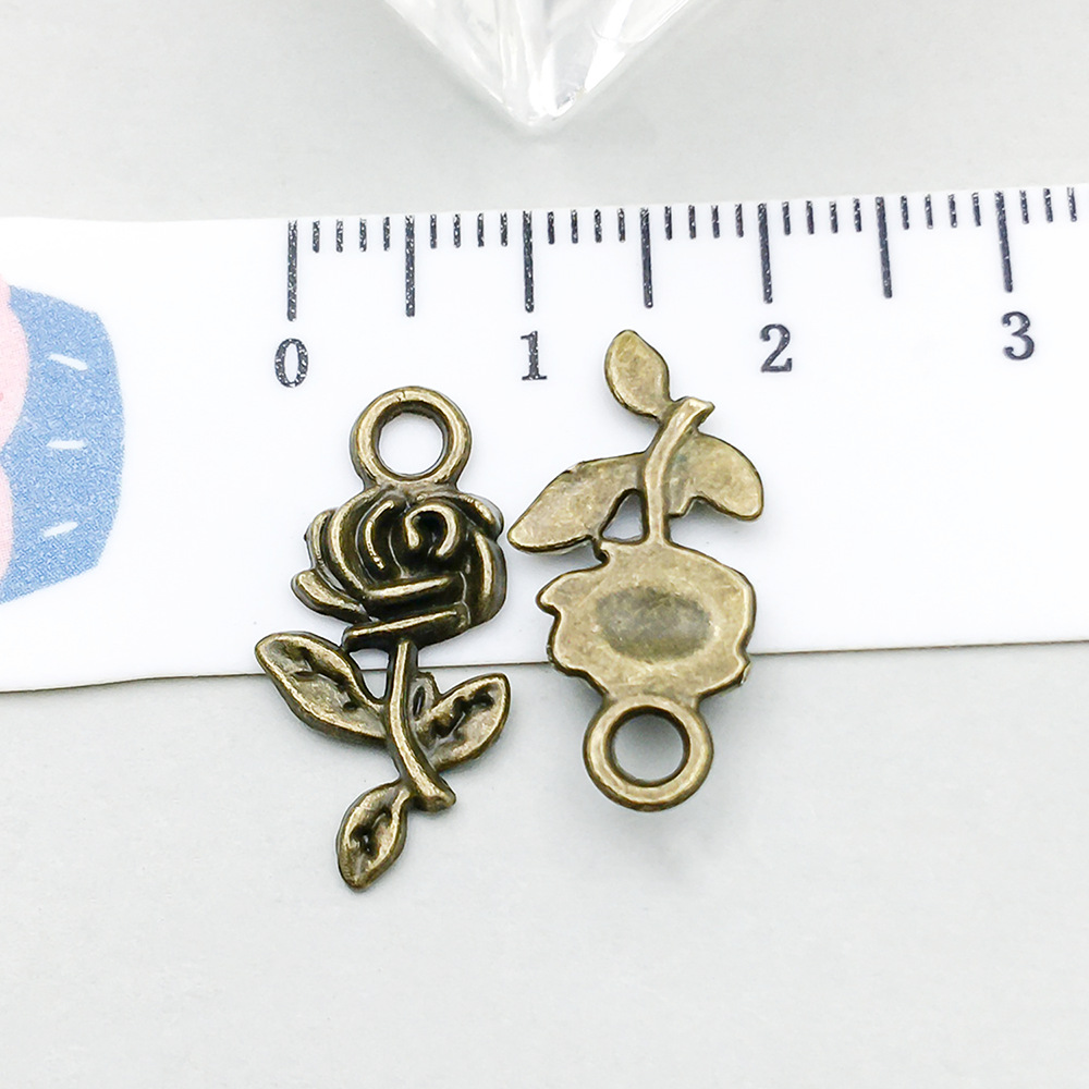 1 ancient green rose 21*10mm-0.7g-20491