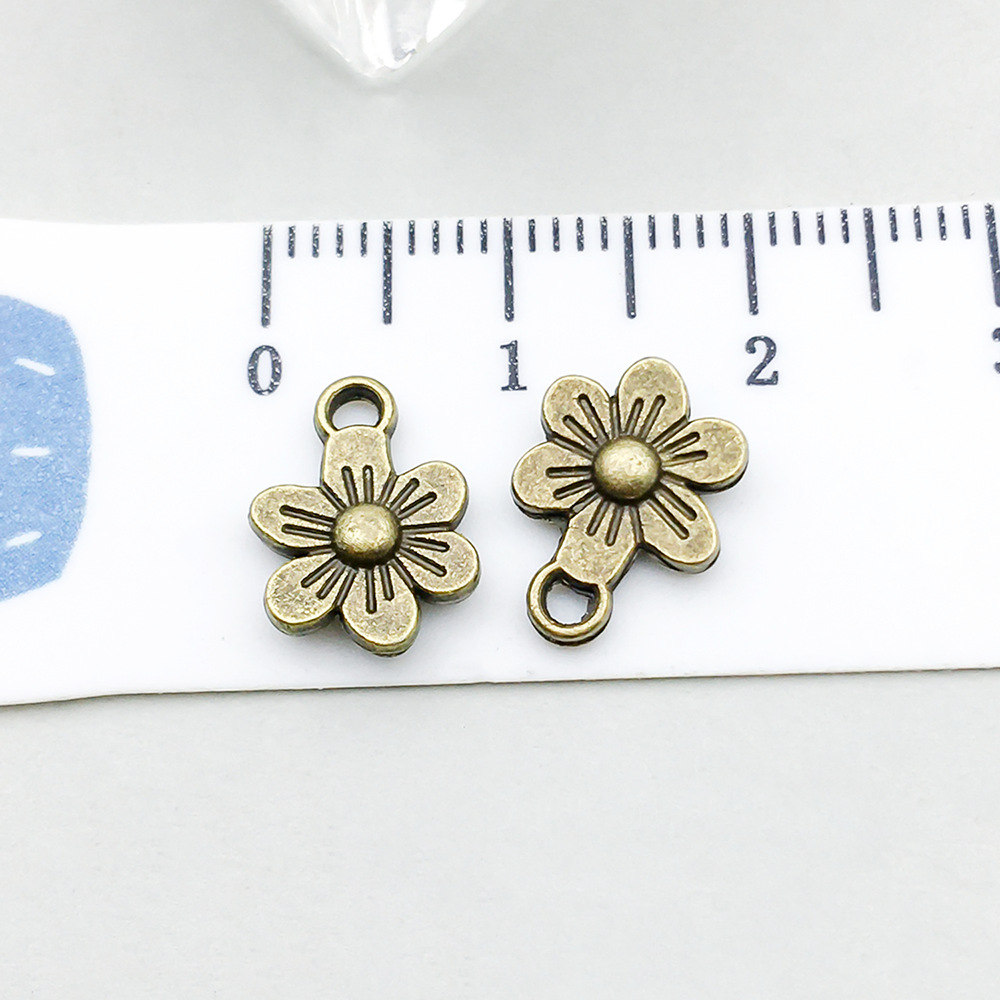 1 ancient green flower 12*9mm-0.6g-20498