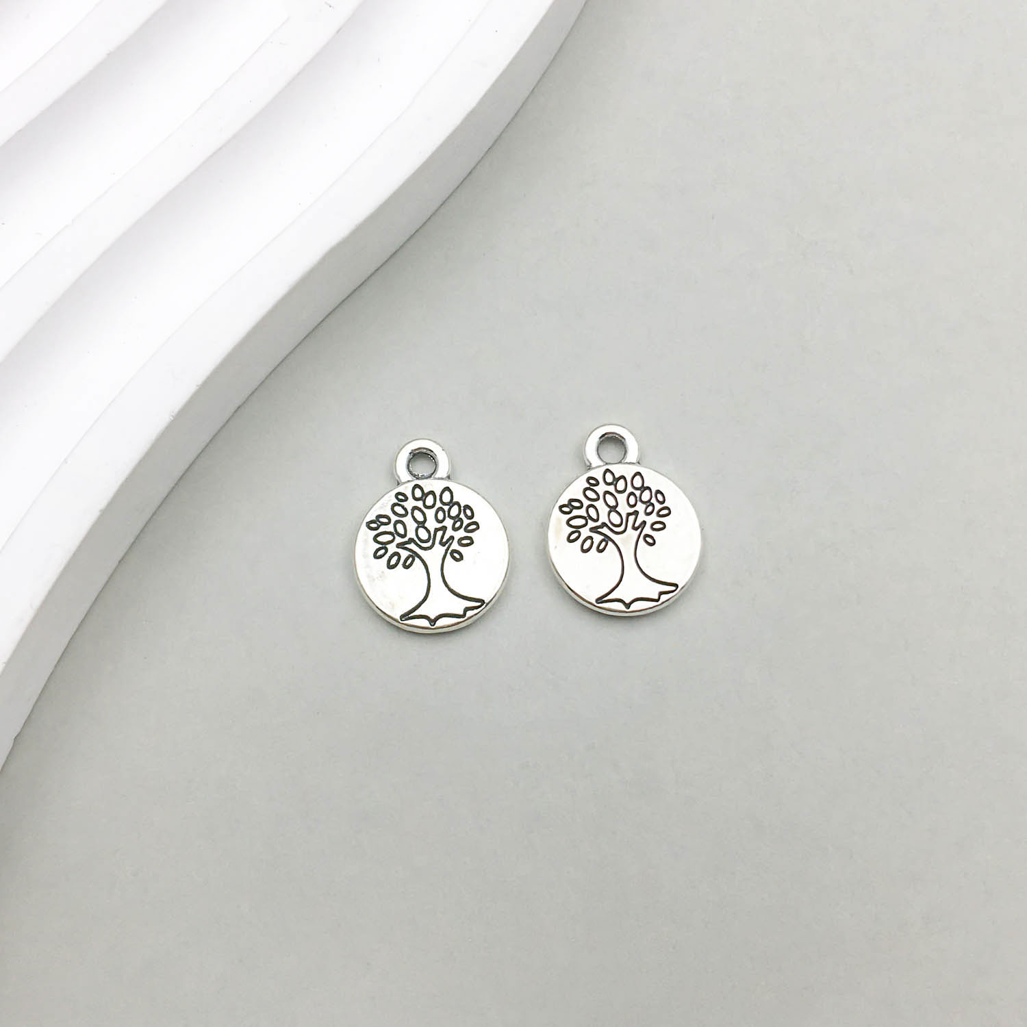 1 Ancient silver life tree 12*16mm-1.2g-10418