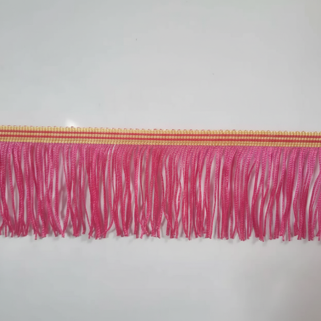 Red and yellow borders rose red, 6 centimeters