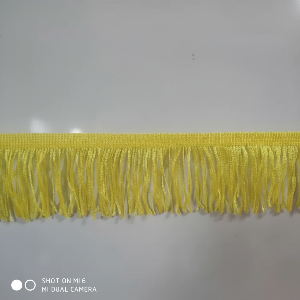 Bright yellow, 6 centimeters