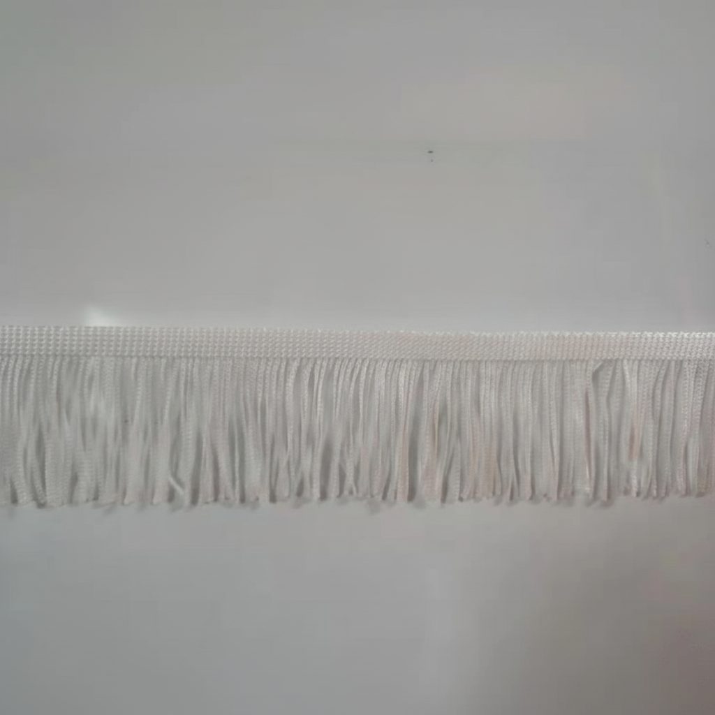 White, 6 centimeters