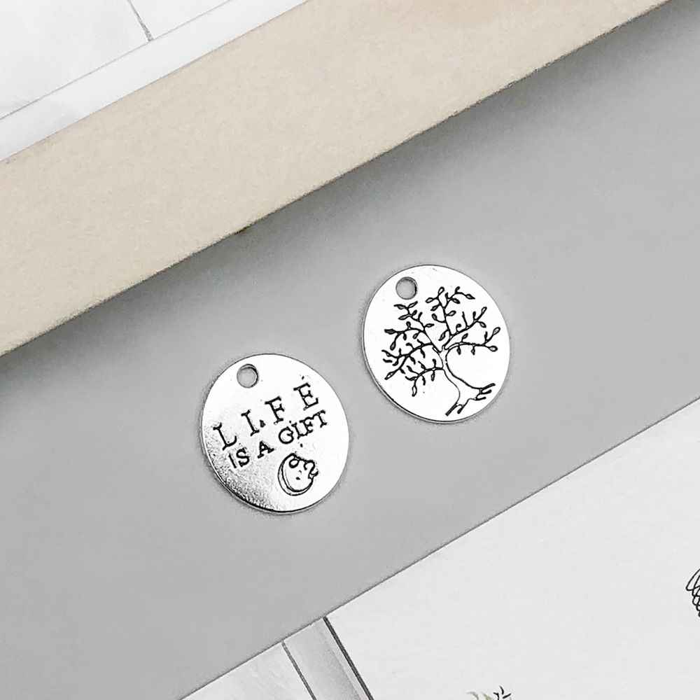 1 ancient silver round tree lifeisagift letter card 18*20mm-2.4g-10912