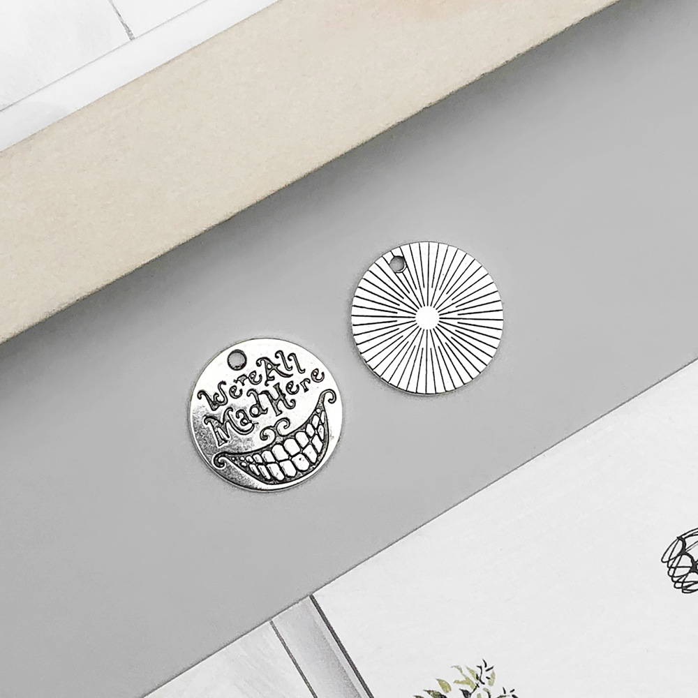 1 ancient silver round weareallmadhere letter card 24*28mm-2.2g-10913