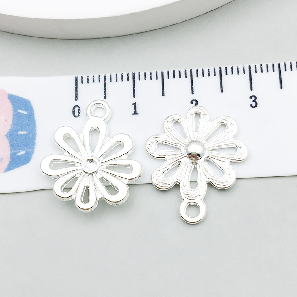 1 bright silver hollow flower 19*17mm-1.1g-20444