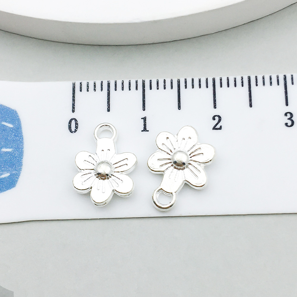 1 bright silver flower 12*9mm-0.6g-20463