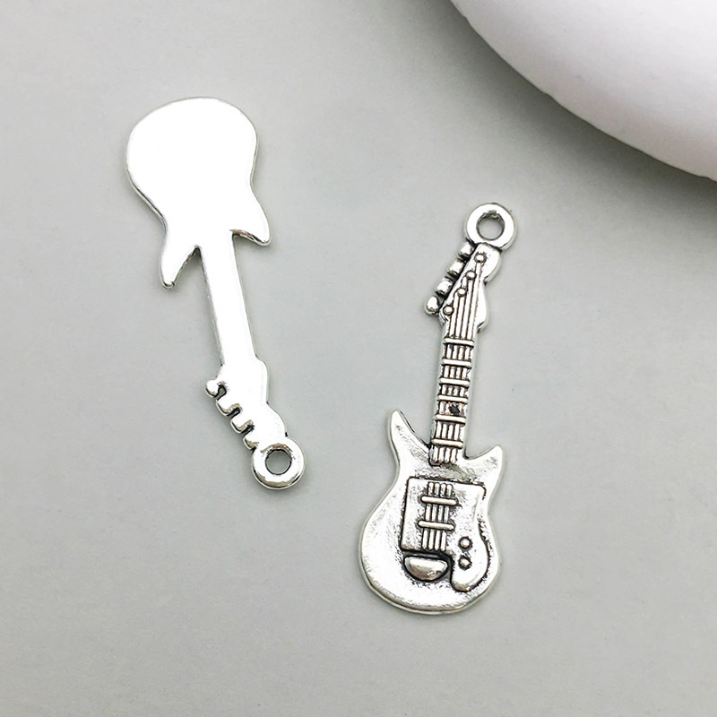 1 ancient silver guitar 10*30mm-1.2g-10789