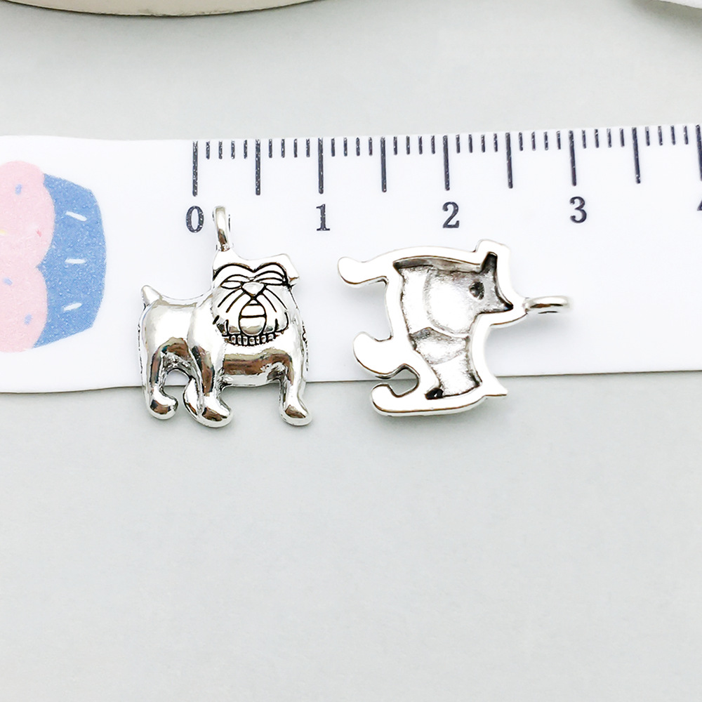 1 ancient silver dog 15*18mm-1.1g-10368