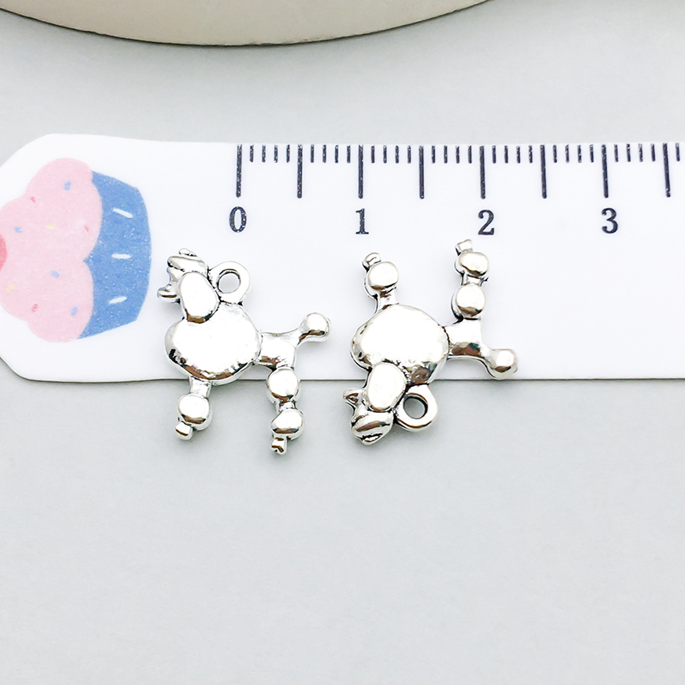 1 ancient silver dog 15*15mm-1.3g-11258