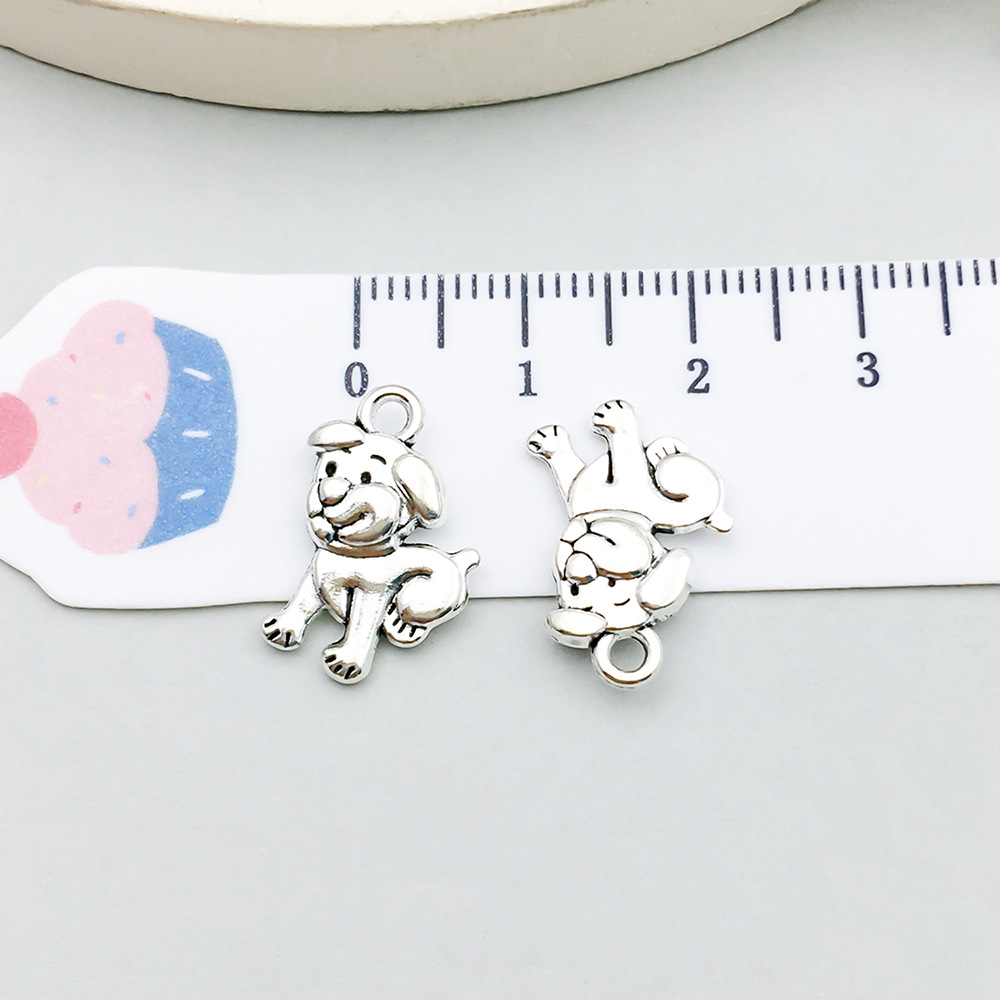 1 ancient silver dog 11*17mm-1.2g-15565