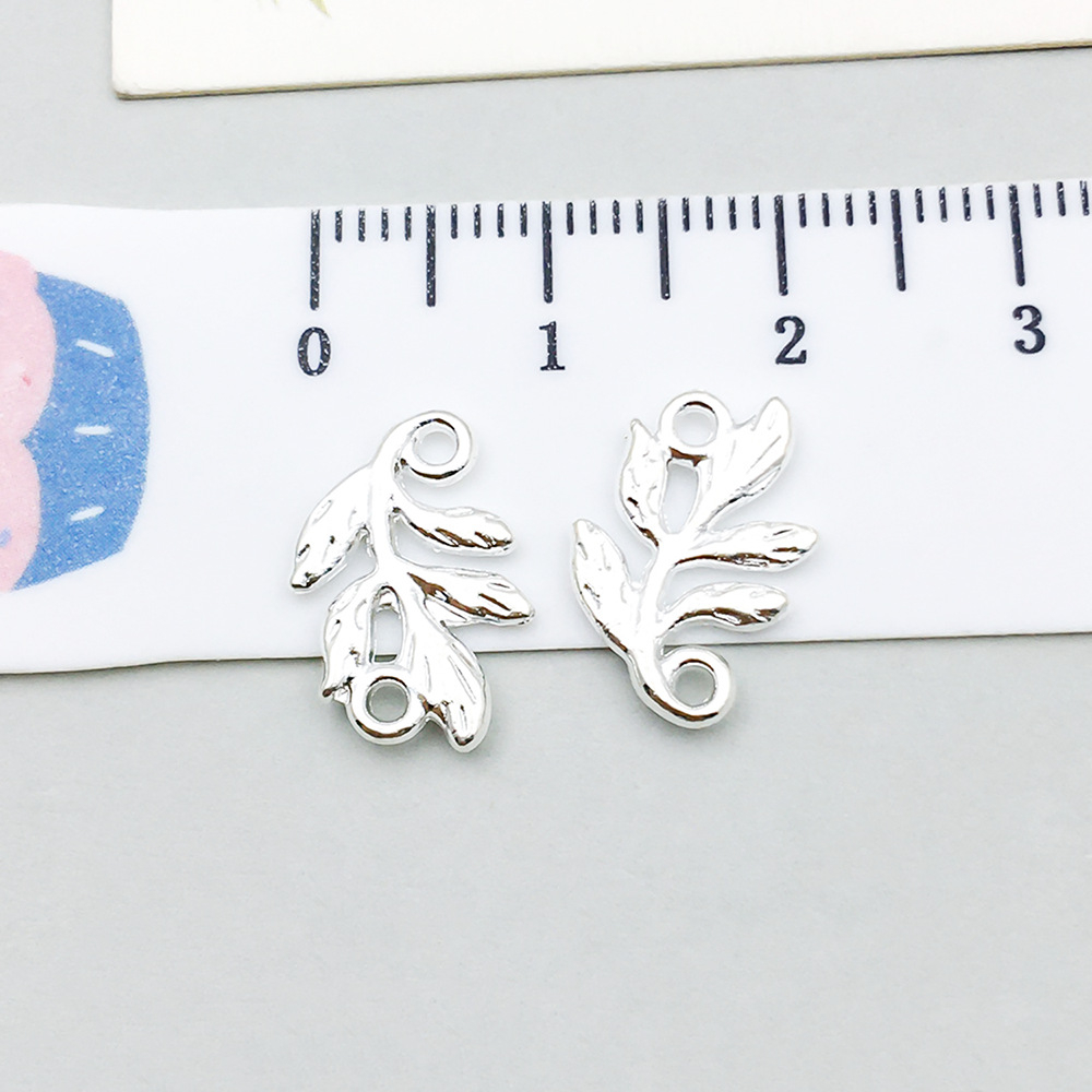 1 bright silver leaf 14*10mm