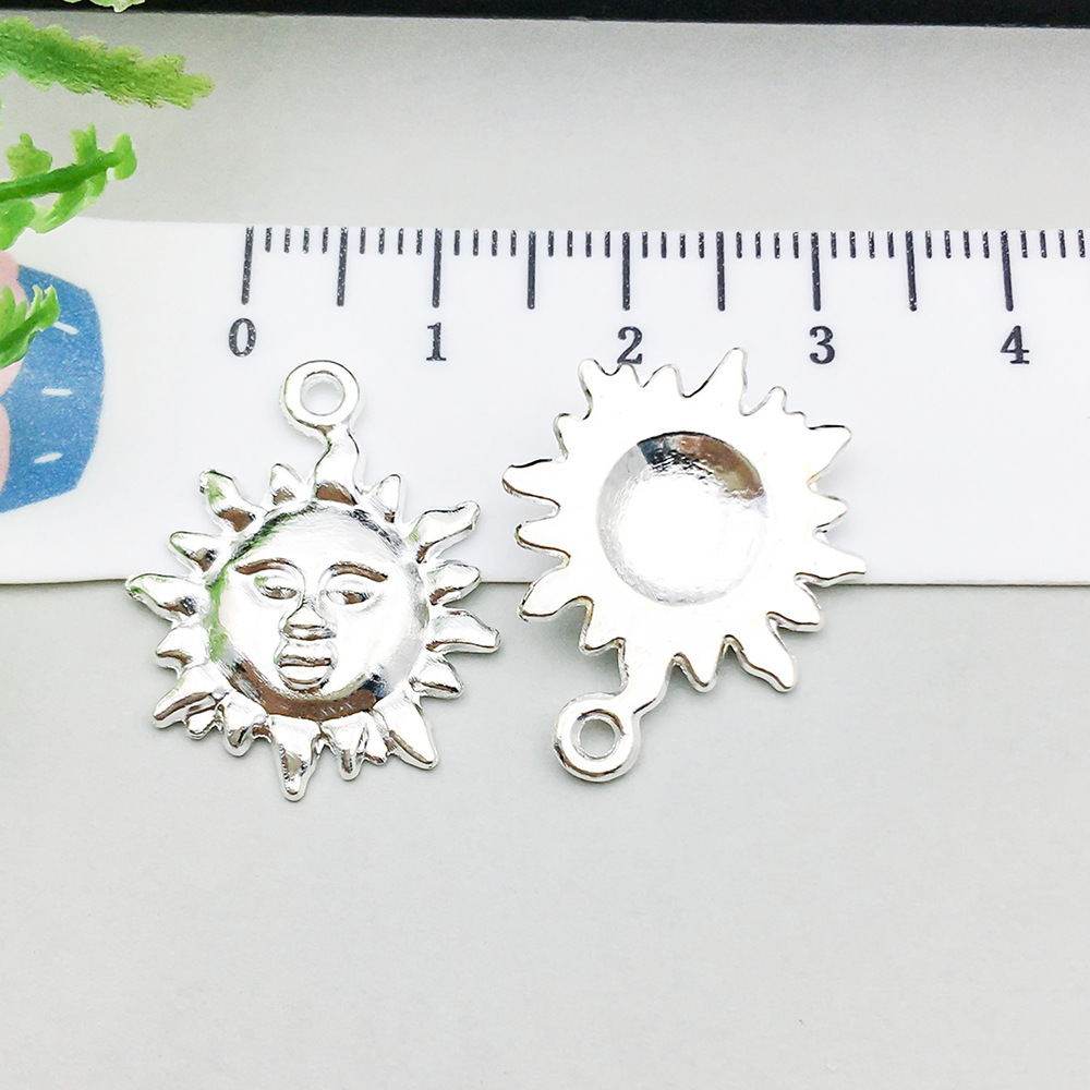 1 bright silver smiling face sun 19*23mm-1.5g-20849