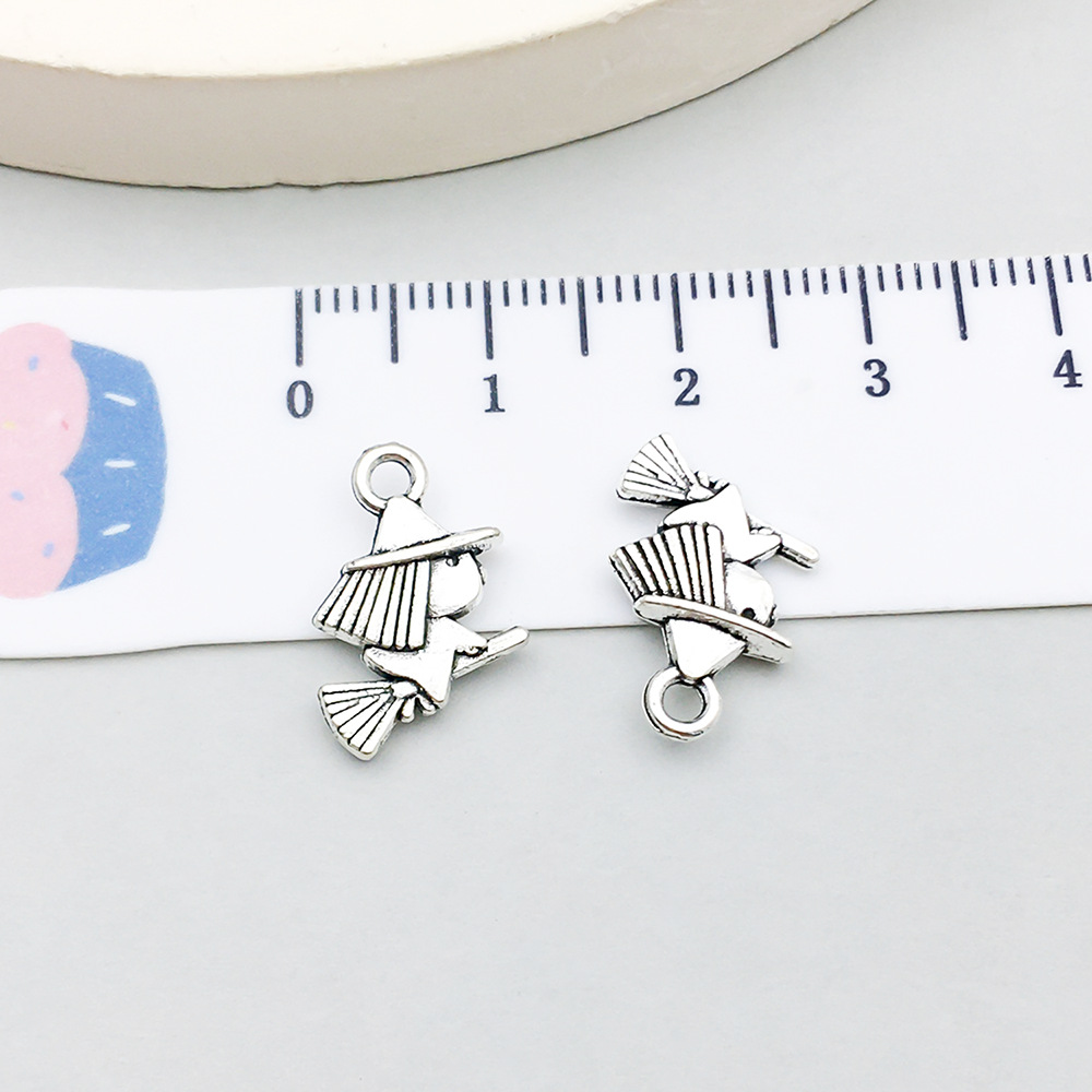 1 ancient silver wizard 10*16mm-0.7g-8705