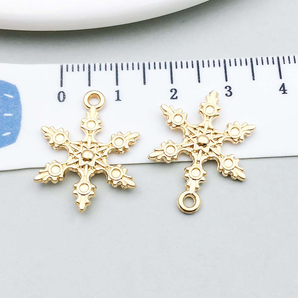 1 kc gold christmas snowflake 18*23mm-1.2g-20042