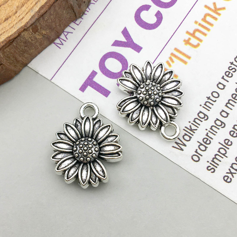 1 ancient silver sunflower 12*14mm-1.6g-15719