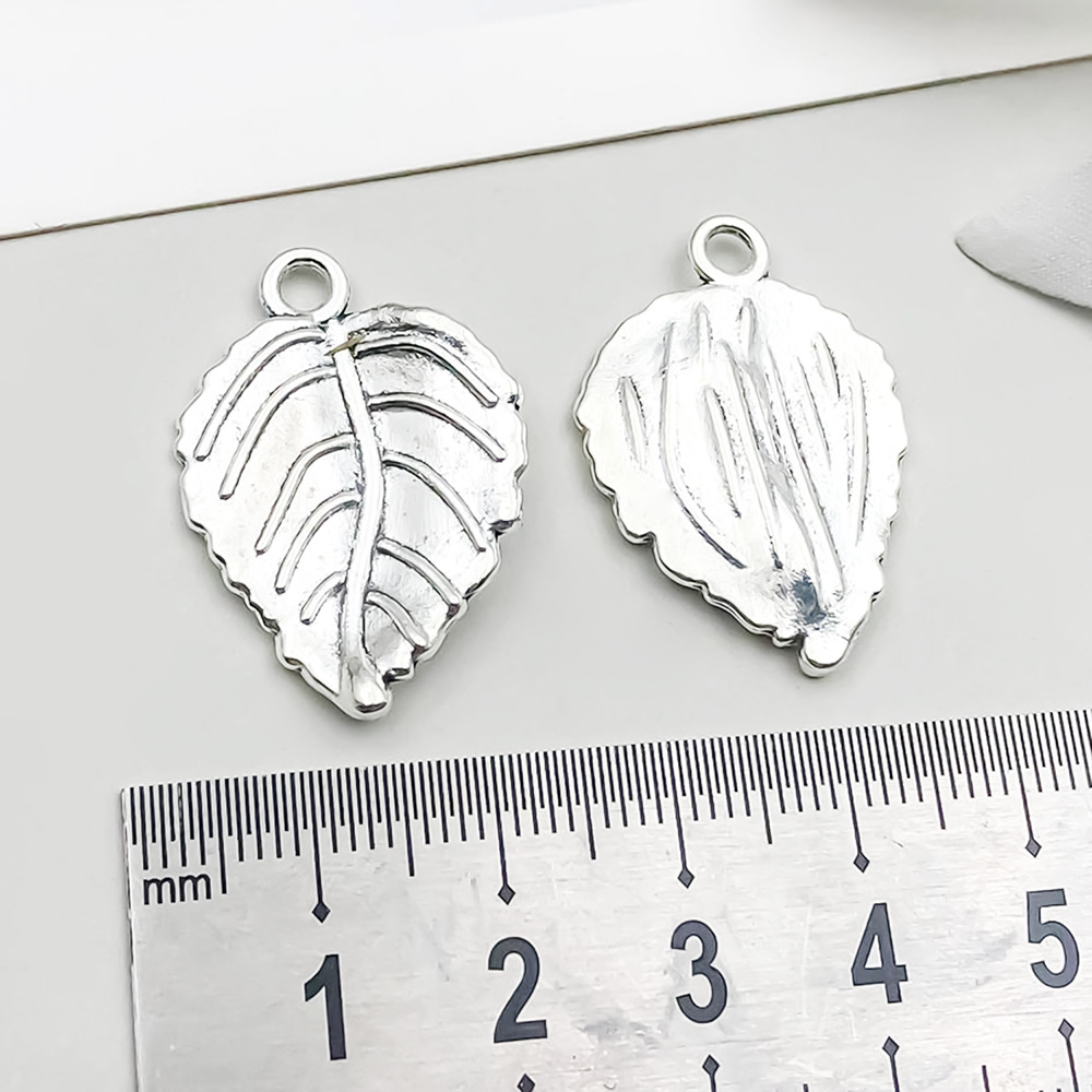 1 ancient silver leaf 20*29mm-2.8g-5729