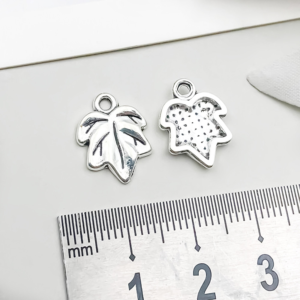 1 ancient silver leaf 11*15mm-0.8g-11230