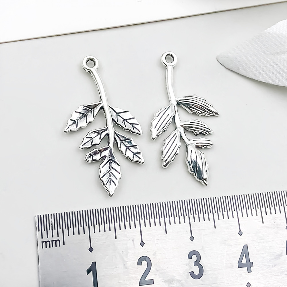 1 ancient silver leaf 16*30mm-1.2g-B40