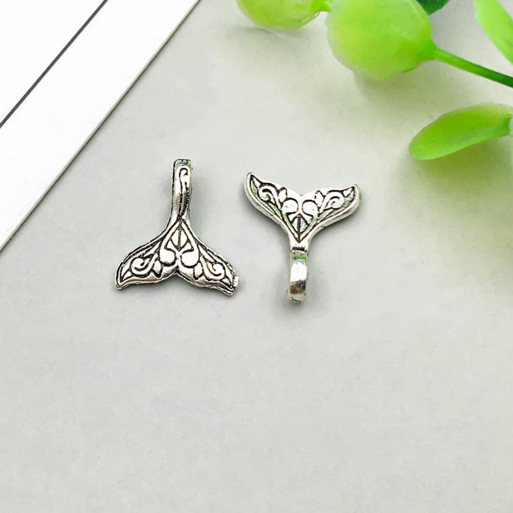 1 ancient silver mermaid tail 12*16mm-0.6g-10388