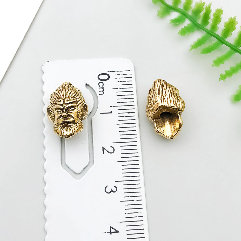 1 ancient gold saint buddha head of qitian 15*10mm-3.7g-21007