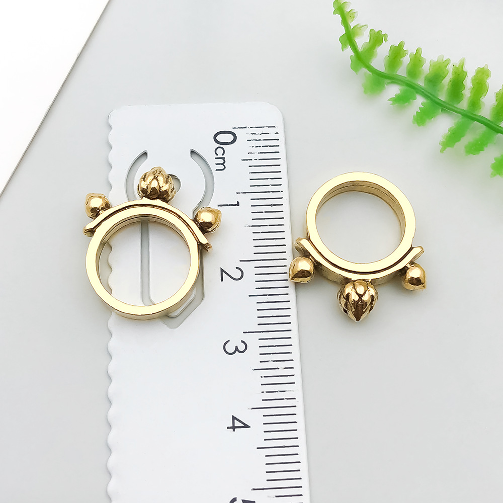 1 ancient gold qitian saint ring 21*18mm-3g-21009