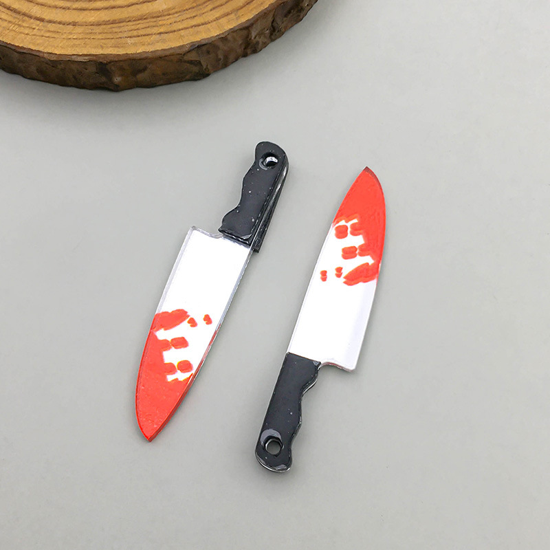 1 Halloween acrylic blood fruit knife 10*46mm-0.8g-16979