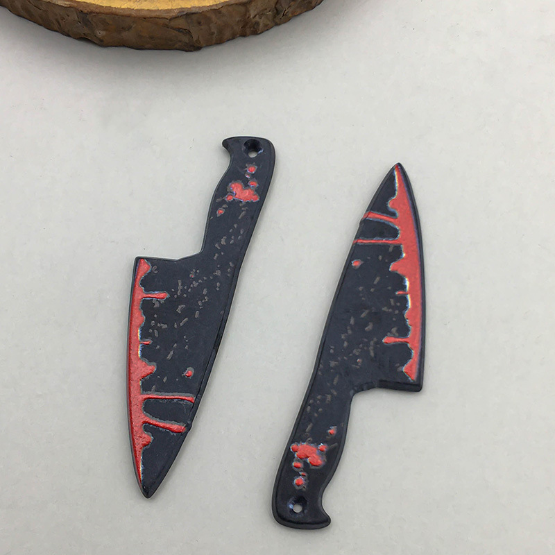 1 Halloween acrylic blood knife 15*50mm-1g-16981