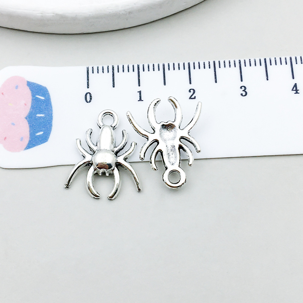 1 ancient silver halloween spider 14*17mm-0.9g-3773