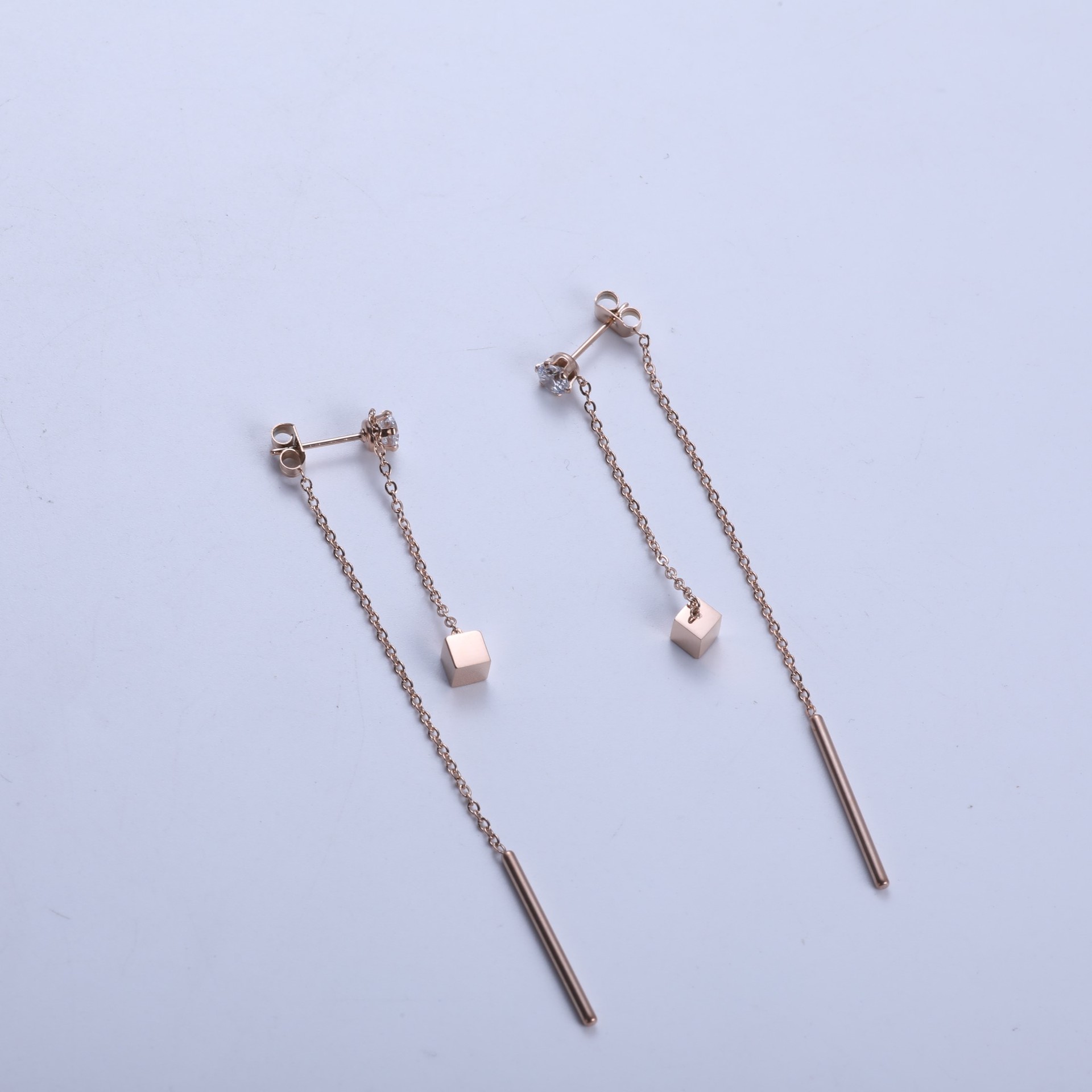 Rose gold/single diamond hanging square round rod tassel earrings
