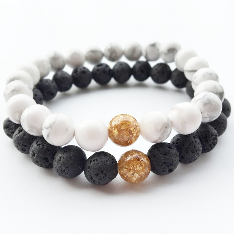 Black and White 2 pieces a set