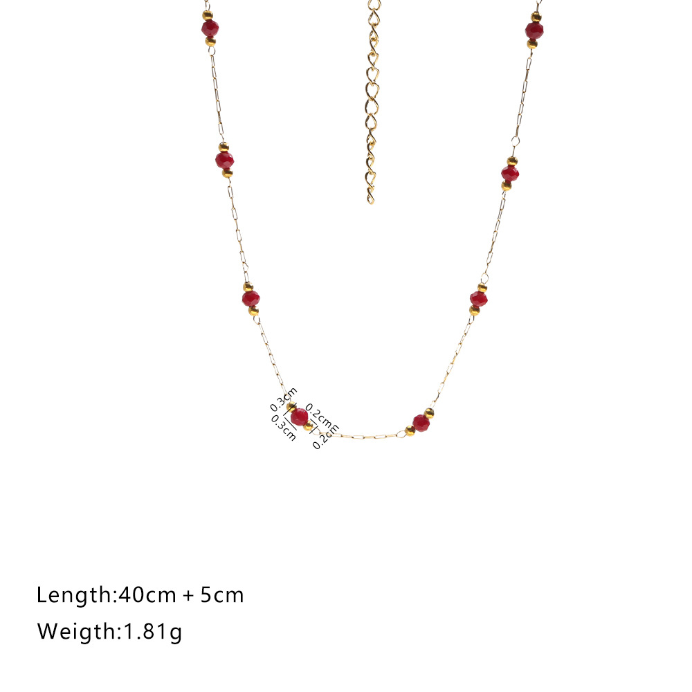 Necklace dark red