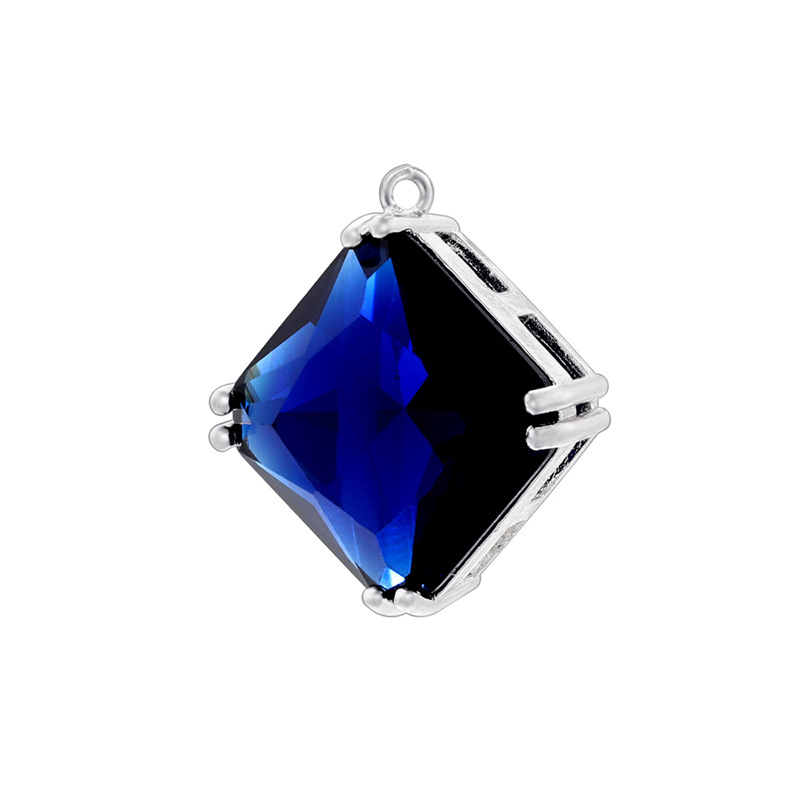 White gold Blue Diamond