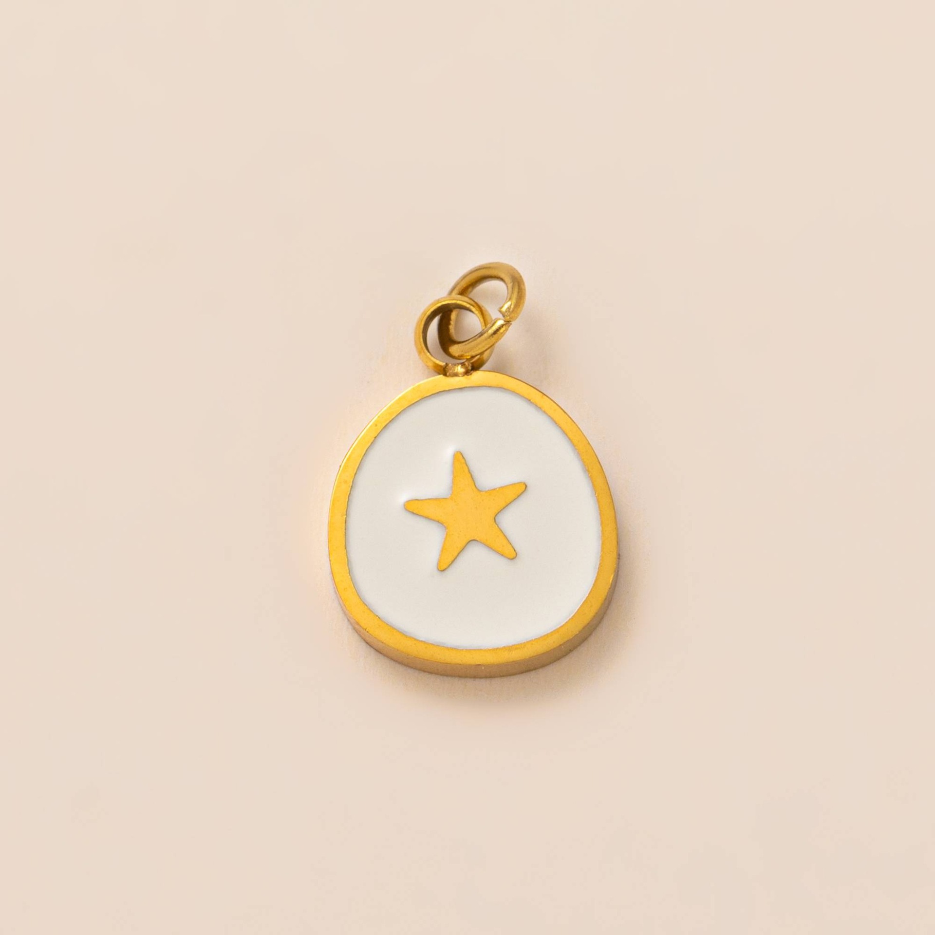White star pendant