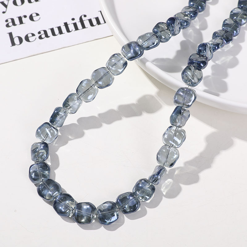 A string of gray and blue