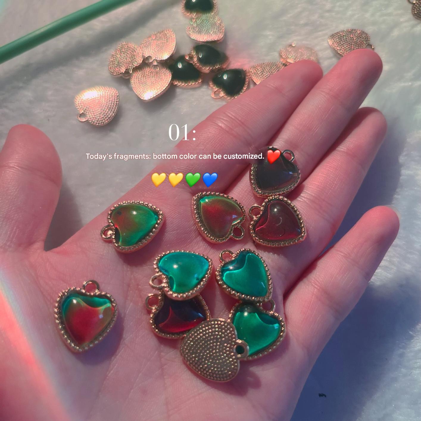 Color-Changing love pendant-gold bottom