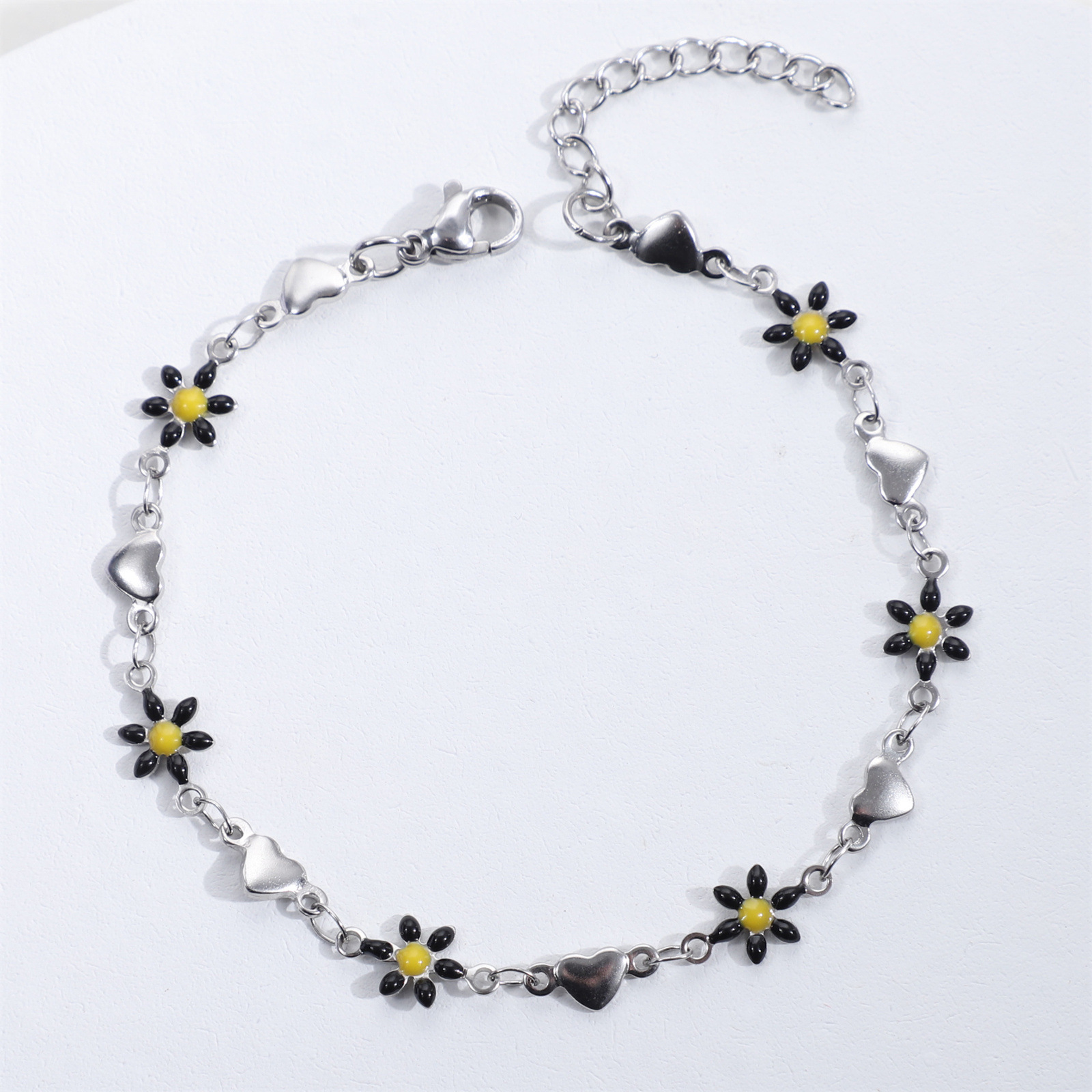 Steel peach heart + black chrysanthemum