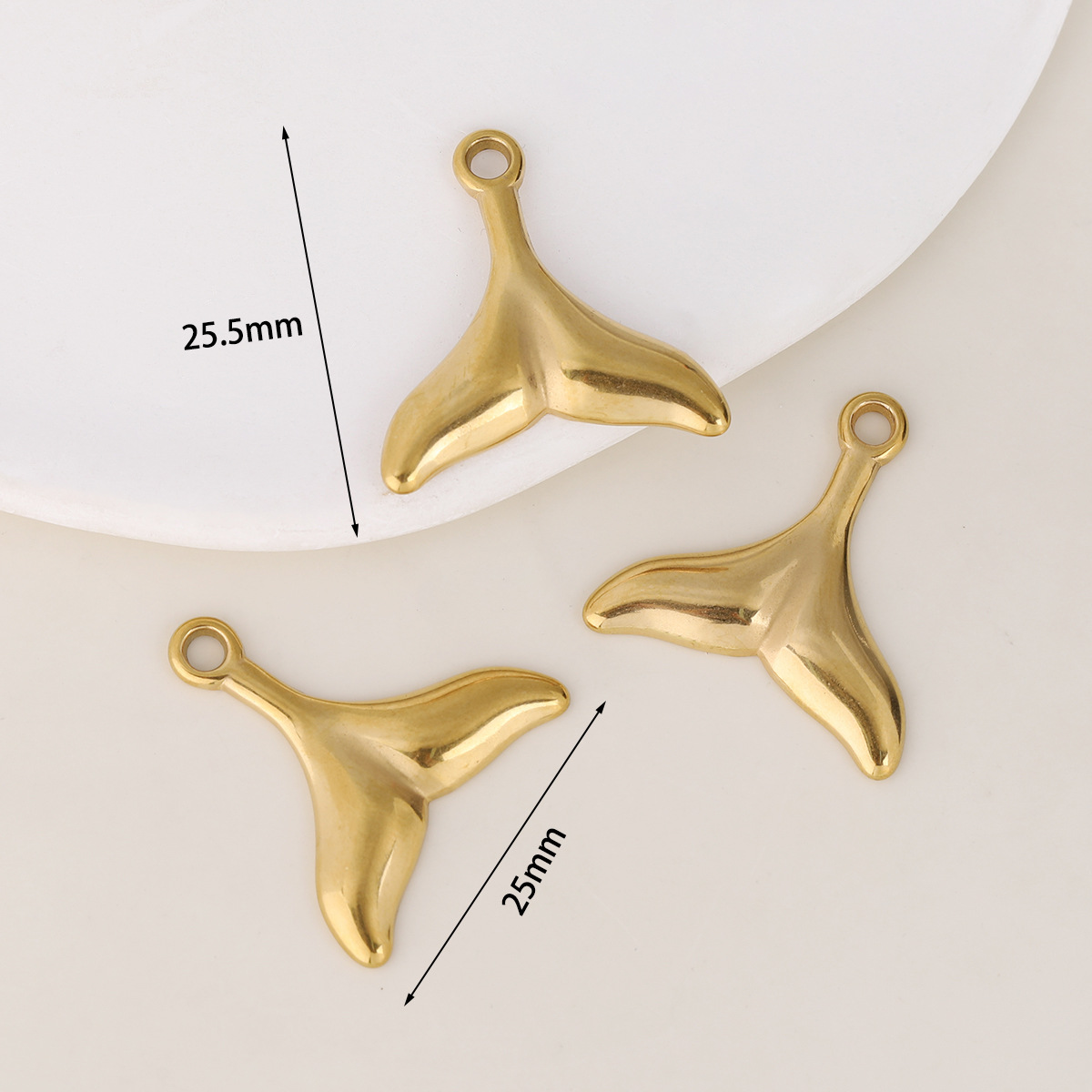 Golden big mermaid tail [about 2.2g/piece]