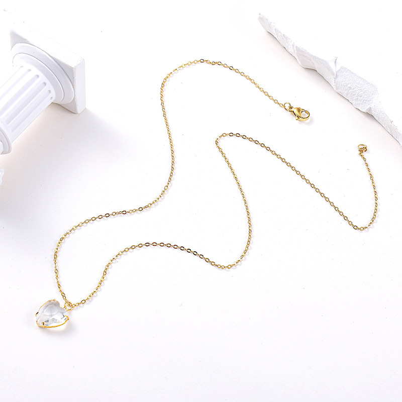 Heart white zirconia