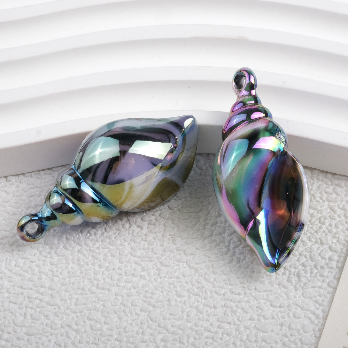 Black-small size conch