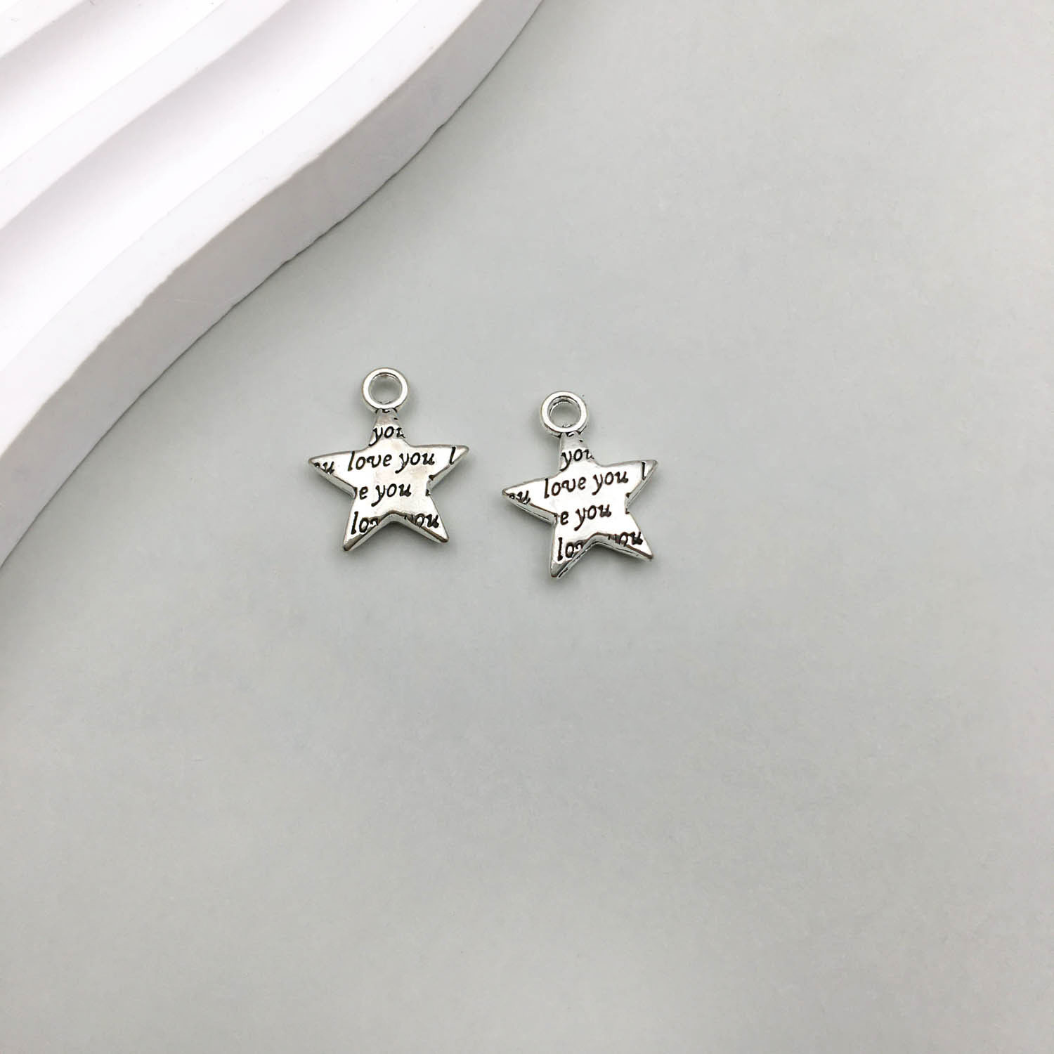 1 Ancient silver five-pointed star letter I love you13 * 16mm-1.1g-10905