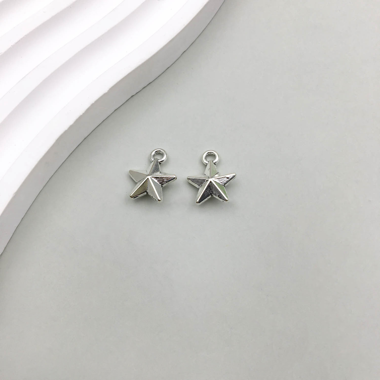 1 Ancient silver star 12*14mm-1.1g-10951