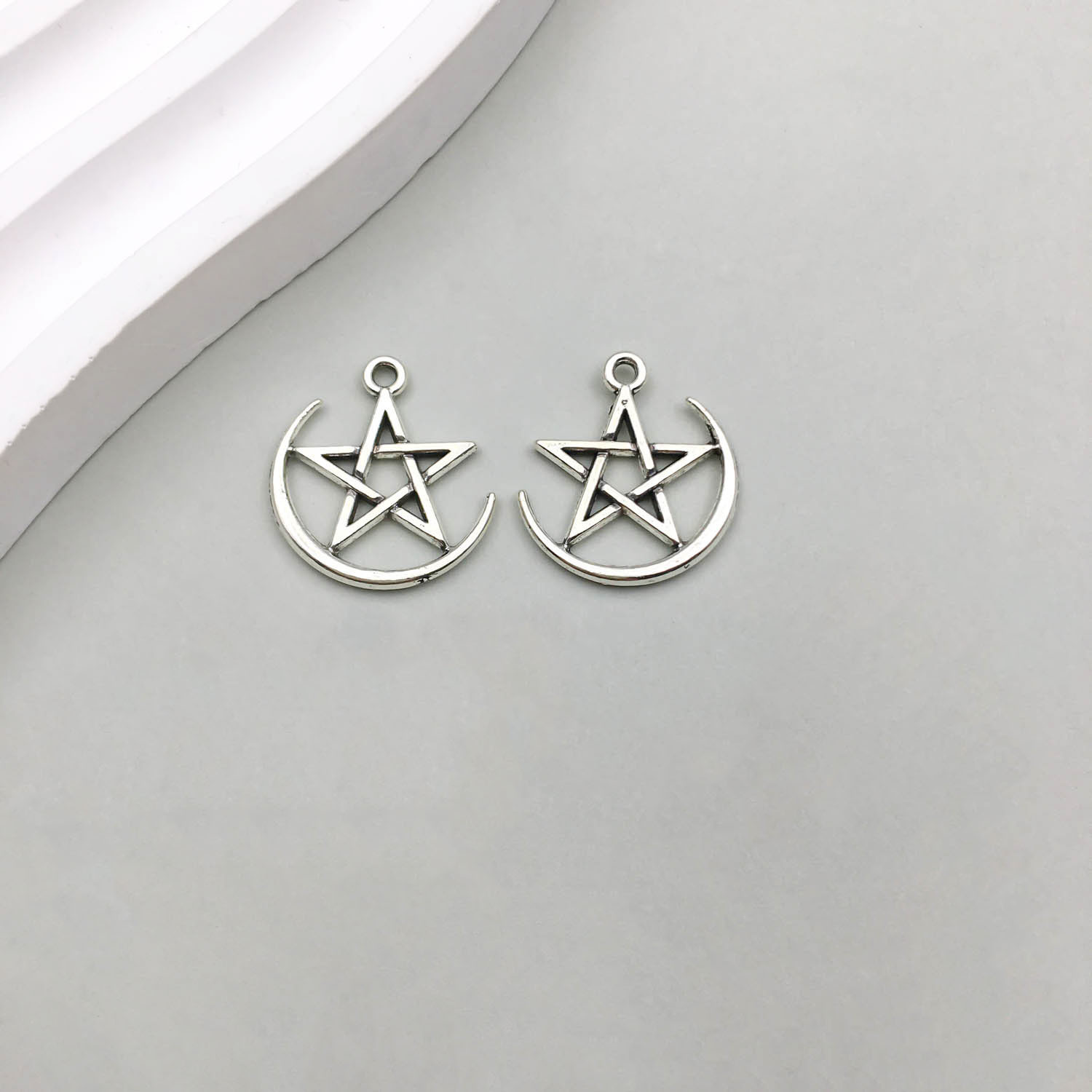 1 Ancient silver five-pointed star 17*19mm-1.2g-11140