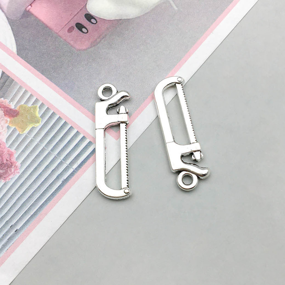 1 ancient silver saw 8*30mm-1.1g-8525