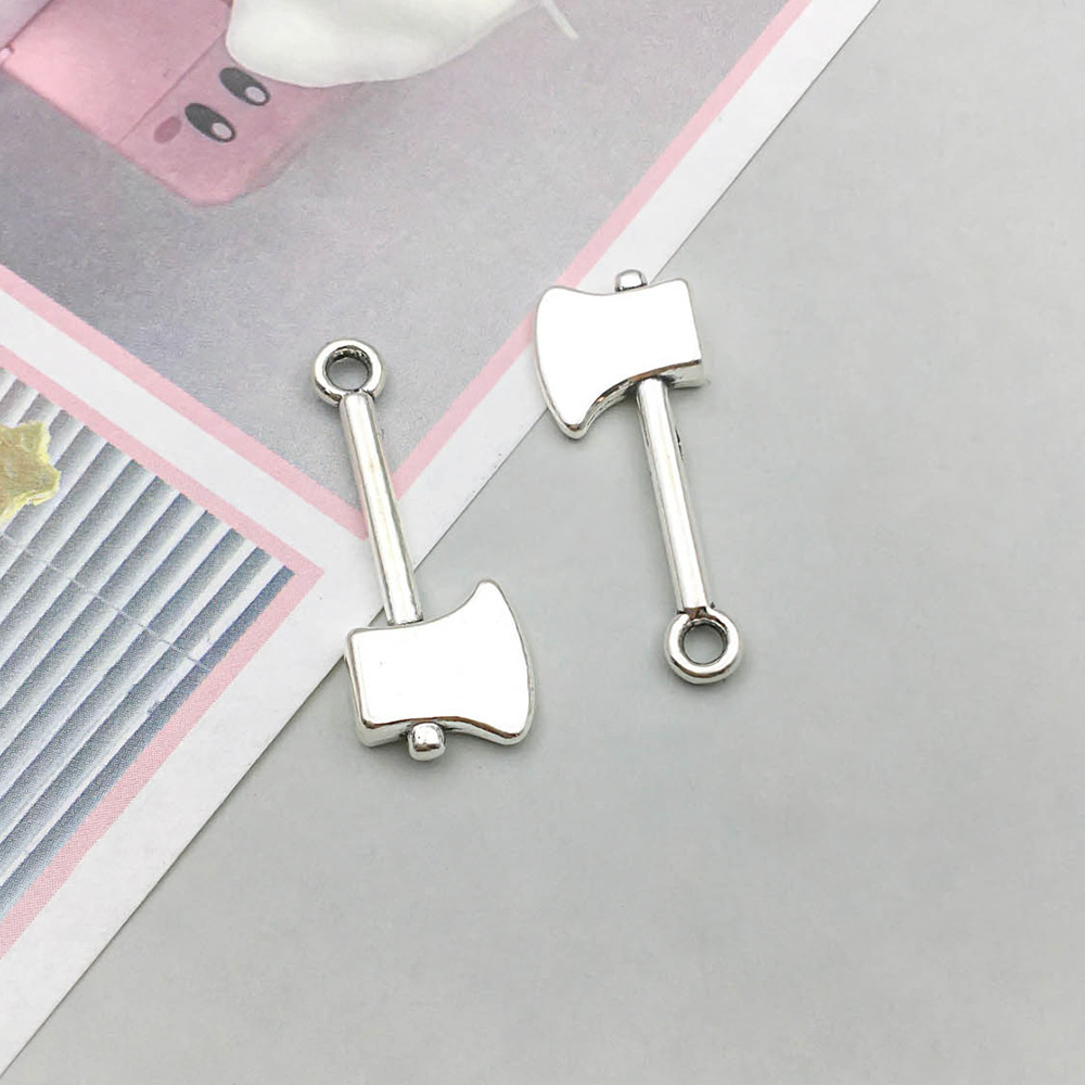 1 ancient silver axe 10*25mm-1.2g-11183