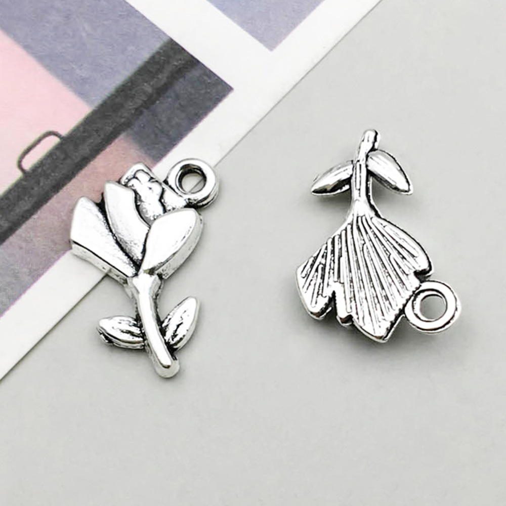 1 ancient silver flower 11*15mm-0.7g-10404