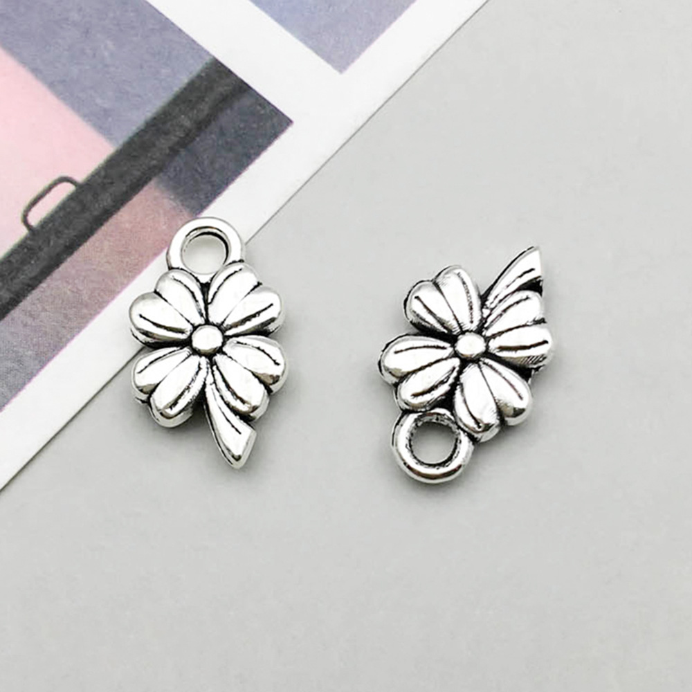 1 ancient silver flower four-leaf clover 9*13mm-0.8g-10410