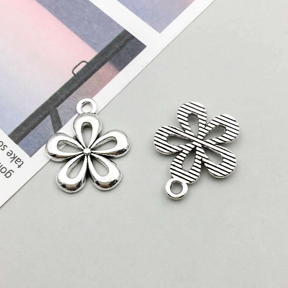 1 ancient silver flower 13*17mm-1.1g-11284