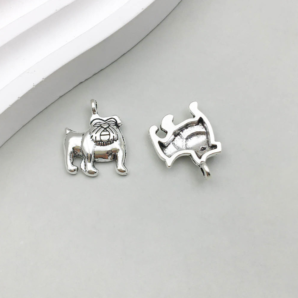 1 ancient silver dog 15*18mm-1.1g-10368